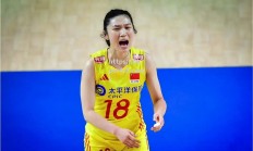 bsports体育-波兰女排队员强势出击，晋级四强