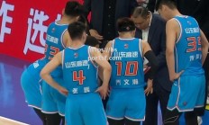 bsports体育-山东男篮遭遇五连败，球队需要调整战术