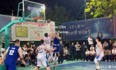 bsports体育-激烈角逐：强强对抗中谁能胜出，精彩绝伦