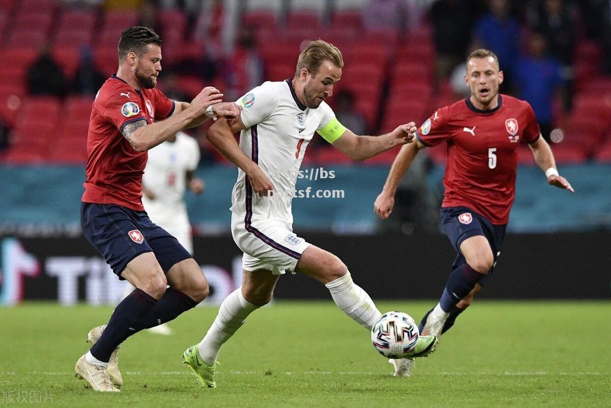 英格兰1-0小胜克罗地亚，欧洲杯首胜来得不易